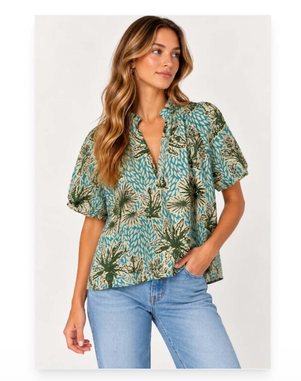 Olivia James The Label Blouse Womens M Blue Floral Tropical V Neck Tunic Top